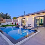 Willa Oludeniz 2 Bedroom 4387 Fethiye